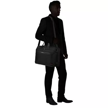 Samsonite Pro-DLX 6 Bailhandle 17,3" notebook oldaltáska fekete