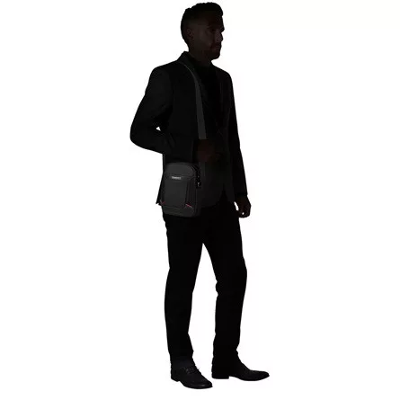 Samsonite- Pro-DLX 6 Crossover M 9.7" Black