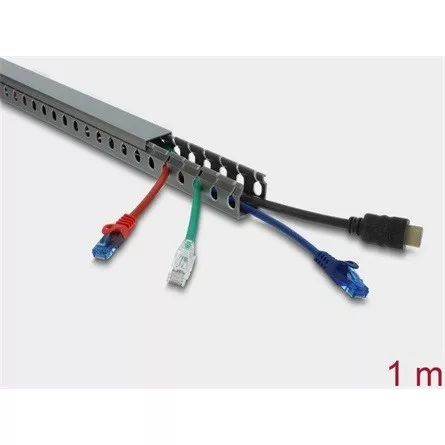 Delock Huzalozási csatorna 30 x 30 mm - hosszúsága 1 m szürke