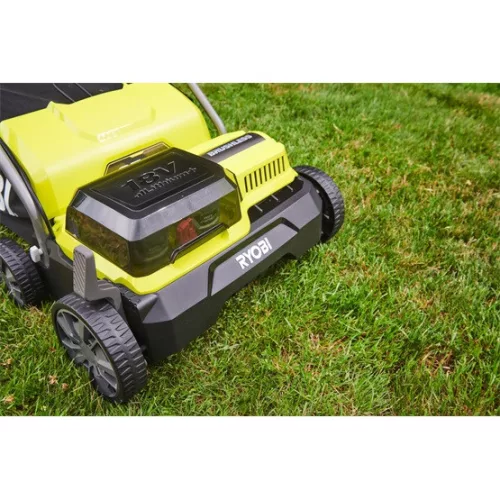 Ryobi 18 V One Plus™ szénkefe nélküli fgyepszellőztető, 40 cm vágási szélességgel,  2 x 4,0 Ah akkumulátor, töltő