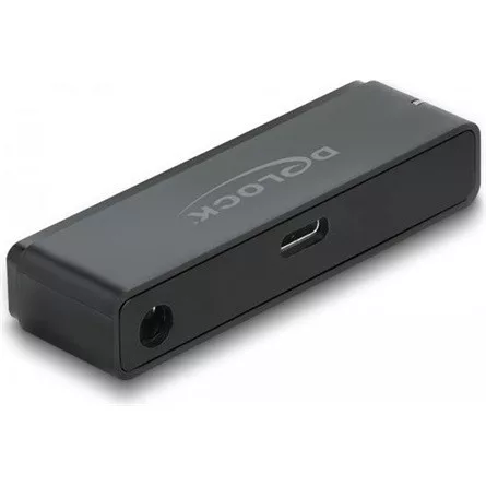 Delock USB-C 3.2 Gen2 -> SATA 22pin M/F adapter fekete Tápegységgel
