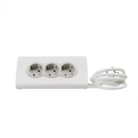  Legrand elosztó - 3 aljzat, multimédiás elosztósor tablet tartóval, 3 x 2P+F + 2 USB-A, fehér