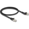 Delock RJ45 hálózati kábel Cat.6A S/FTP 45 -ben jobbra hajlított apa   egyenes apa 0,5 m, fekete