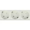 Delock 45 x 45 mm méretű, 3 modulos 45  elrendezésű Easy 45 földelt hálózati csatlakozóaljzat