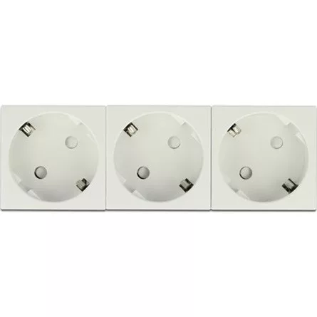 Delock 45 x 45 mm méretű, 3 modulos 45  elrendezésű Easy 45 földelt hálózati csatlakozóaljzat