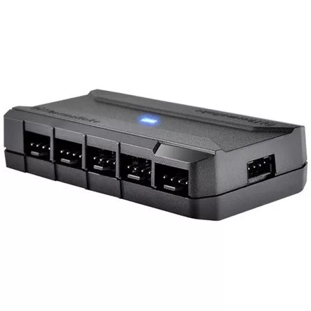 Thermaltake SATA Power -> 10db Power 4pin PWM M/M hub fekete