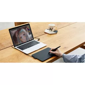   XP-PEN Grafikus tábla - Deco Mini 7W (7"x4,37", 5080 LPI, PS 8192, 220 RPS, 8 gomb, USB-C, Wifi)