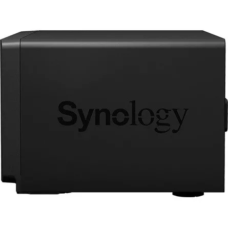 SYNOLOGY NAS 8 fiókos DS1821+ AMD Ryzen V1500B 4x2,2GHz, 4GB DDR4, 4x1GbE, 2xeSATA
