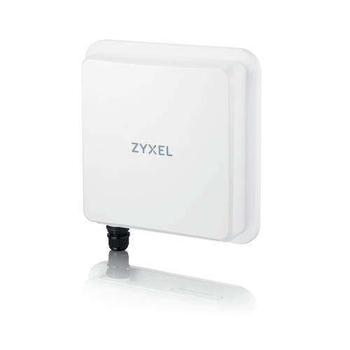 ZYXEL FWA710, 5G Outdoor Router,Standalone/Nebula with 1 year Nebula Pro License, 2.5G