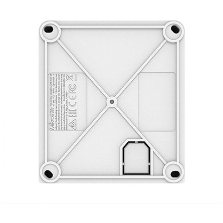 MIKROTIK A power injector that can be mounted on a wall
