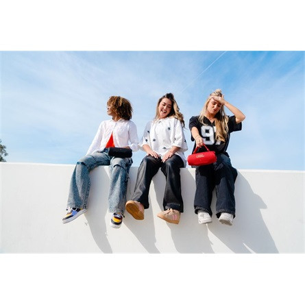 JBL Charge 6 vízálló 1.0 hangszóró piros