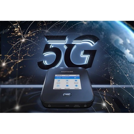 Netgear Nighthawk M7 Pro Hotspot BE5800 Tri-Band Wi-Fi 5G/NR router