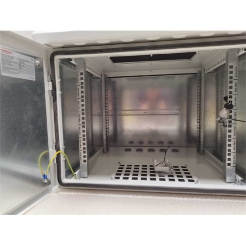 FORMRACK 9U 600x450 IP66 kültéri fali rack szekrény , dupla rétegű