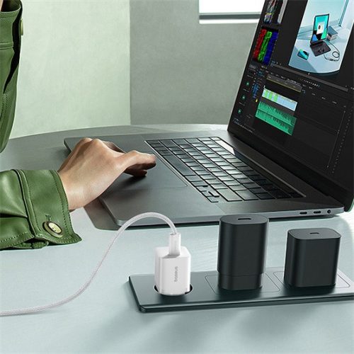 Baseus GaN5 Mini hálózati gyorstöltő 25W, USB Type-C, fehér