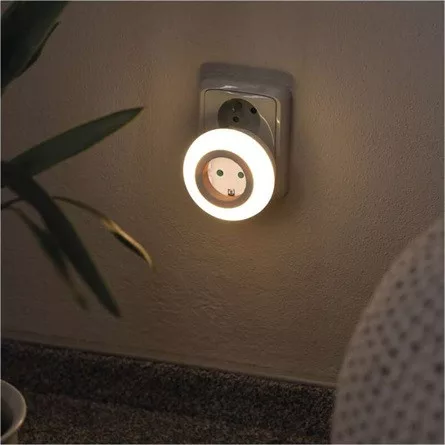 Emos P3321 fotoszenzorral LED éjjeli fény