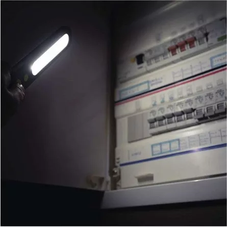 Emos P4538 SMD LED + LED 700lm akkumulátoros lámpa