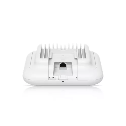 Ubiquiti U7-Outdoor All-weather WiFi 7 AP with 4 spatial streams, an integrated directional super antenna, and versatile mounting options