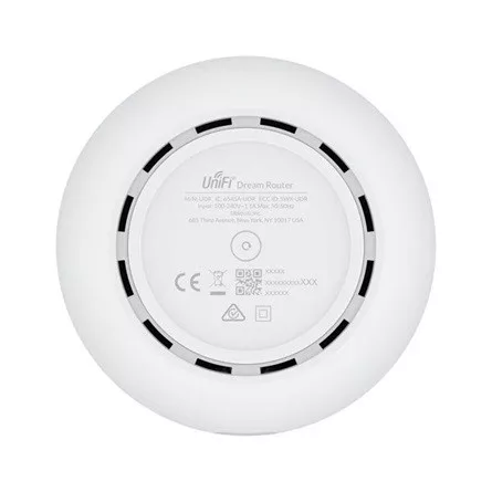 Ubiquiti UniFi Dream Router, 802.11ax wifi, 2x PoE kimenet