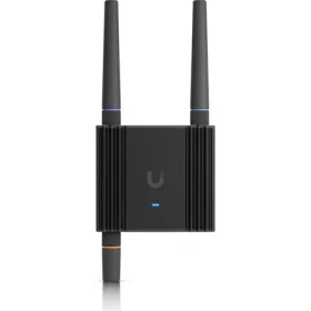   Ubiquiti UMR-Ultra mobile router Site-to-site VPN router and VPN router client routing, 2x FE RJ45 ports, Powered using USB Type-C or 4-pin DC power socket, WiFi 4 single chain 2.4 GHz radio