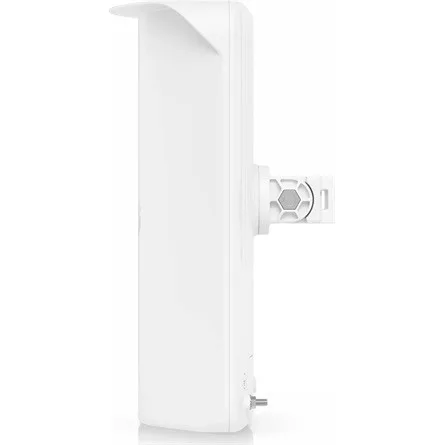 Ubiquiti Wave-AP-Gen2-EU 60 GHz + 5 GHz multipoint base station featuring 90-degree sectoral coverage, 31-client capacity, 2.7 Gbps symmetrical speed, and antenna connectors for 5 GHz range ex...