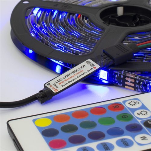 WHITESHARK WHITE SHARK HELIOS-5 RGB SMD 0505 LED tekercs, 5m, IP65, távirányítóval